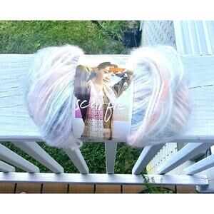 New Scarfie Lite Lion Brand Tiger Lily Acrylic Polyester Wool Yarn Pastel 600AP